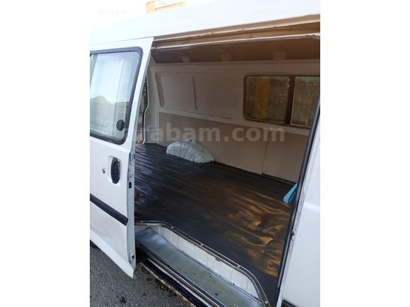 Galeriden Hyundai H 100 2.5 D Camlıvan 1999 Model Antalya