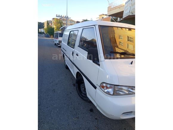 Galeriden Hyundai H 100 2.5 D Camlıvan 1999 Model Antalya