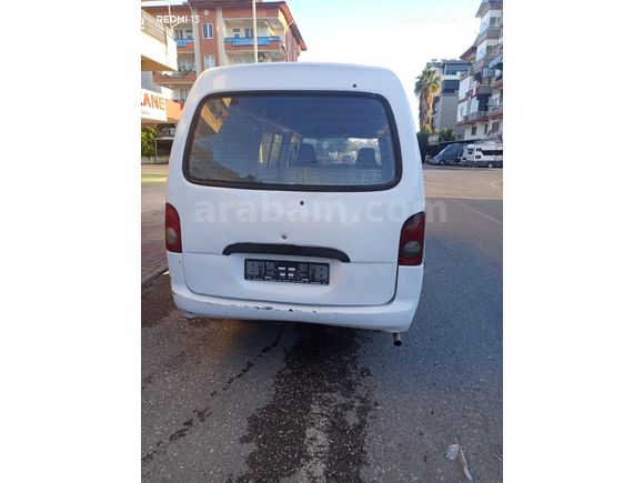 Galeriden Hyundai H 100 2.5 D Camlıvan 1999 Model Antalya