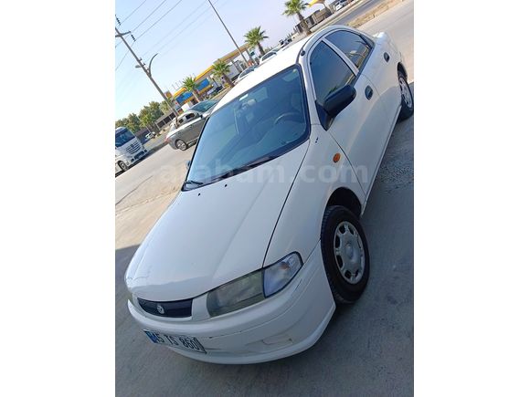 3. Sahibinden Masrafsız Mazda 323 / 1.5-Familia