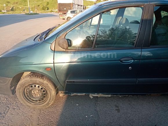 Sahibinden Renault Scenic 1.6 RTE 1998 Model