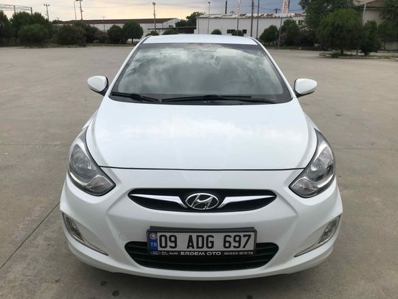 2.Sahibinden Hyundai Accent Blue 1.4 CVVT Prime 2012 Model 