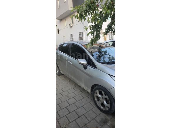 Sahibinden Ford Fiesta 1.4 Titanium X 2010 Model
