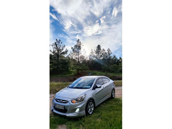 Sahibinden Hyundai Accent Blue 1.6 CRDI Mode 2012 Model