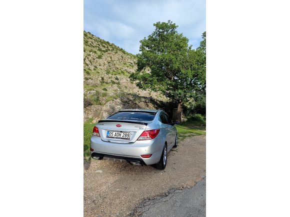 Sahibinden Hyundai Accent Blue 1.6 CRDI Mode 2012 Model