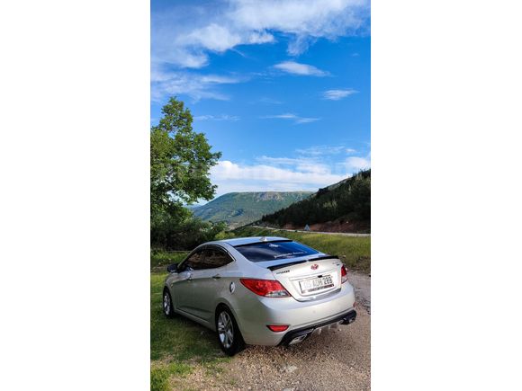 Sahibinden Hyundai Accent Blue 1.6 CRDI Mode 2012 Model