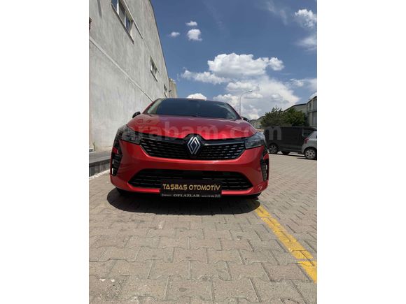 Sahibinden Renault Clio 1.0 TCe Evolution 2023 Model 