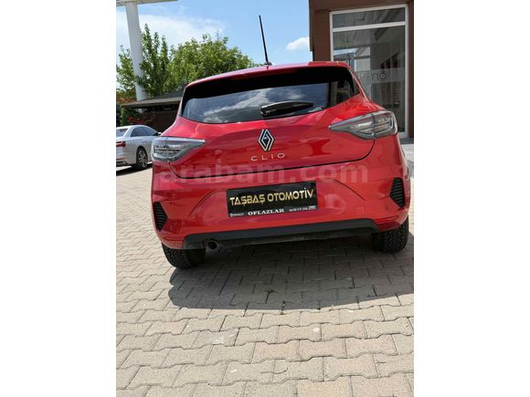 Sahibinden Renault Clio 1.0 TCe Evolution 2023 Model 