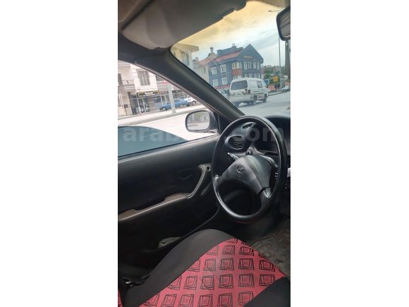 Sahibinden Hyundai Accent 1.5 GLS 1999 Model
