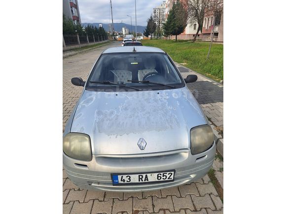 Sahibinden Renault Clio 1.4 RNA 2000 Model 