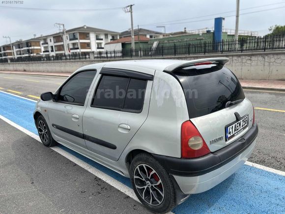 SBS GARAGE'DEN 2000 CLİO 1.4 KLİMALI EKONOMİK