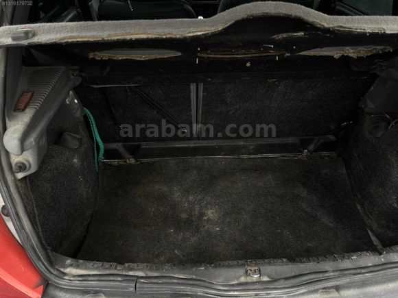 SBS GARAGE'DEN 2000 CLİO 1.4 KLİMALI EKONOMİK