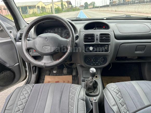 SBS GARAGE'DEN 2000 CLİO 1.4 KLİMALI EKONOMİK