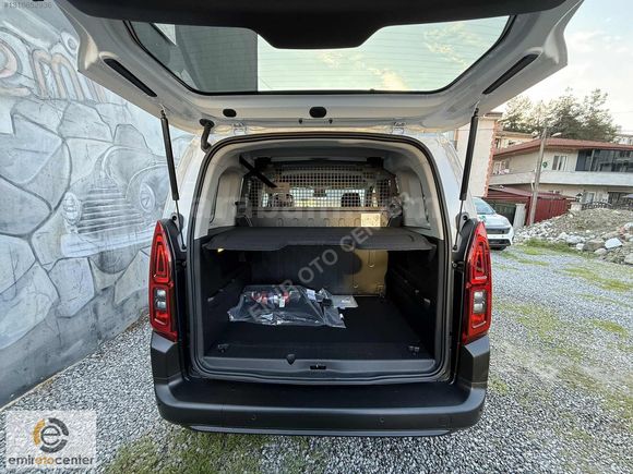 2026 SIFIR BERLİNGO 1.5 BLUEHDI PLUS 130BG MANUEL %20KDV DAHİL