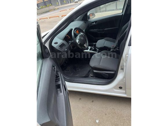 SBS GARAGE'DEN 2013 OPEL ASTRA 1.6 LPGLİ 101 KM