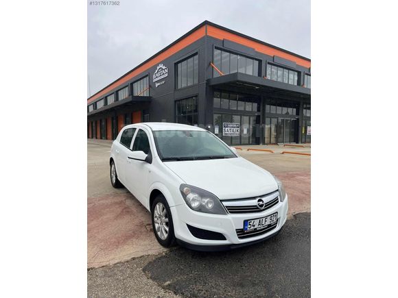 SBS GARAGE'DEN 2013 OPEL ASTRA 1.6 LPGLİ 101 KM