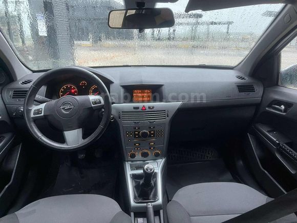 SBS GARAGE'DEN 2013 OPEL ASTRA 1.6 LPGLİ 101 KM
