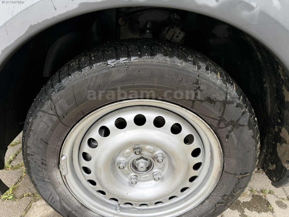 EMSALSİZ FİYAT 2013 FORD CONNECT 1.8 KLİMALI ORJİNAL 2+1