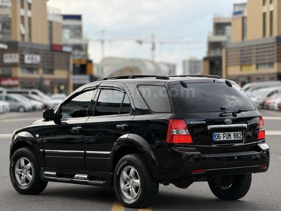 NOVUS MOTORS'dan KİA SORENTO X-FORCE 170LİK 165BİN KM!!!!