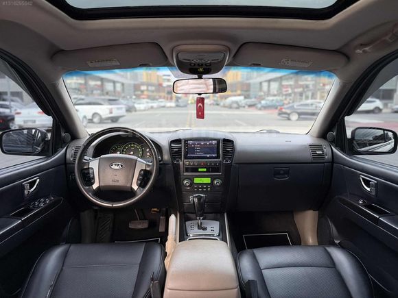 NOVUS MOTORS'dan KİA SORENTO X-FORCE 170LİK 165BİN KM!!!!