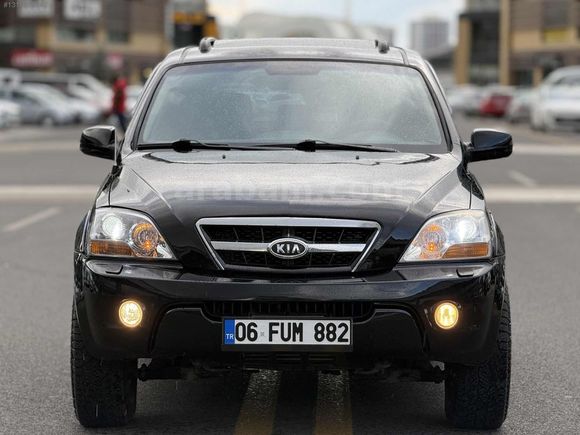 NOVUS MOTORS'dan KİA SORENTO X-FORCE 170LİK 165BİN KM!!!!