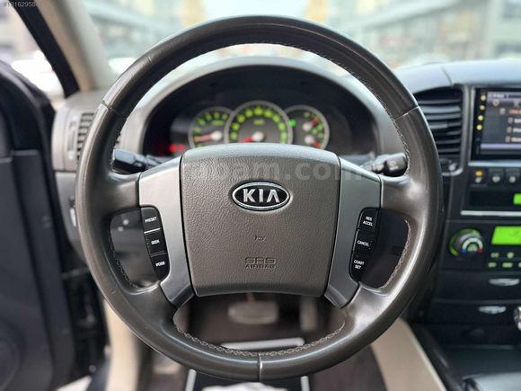 NOVUS MOTORS'dan KİA SORENTO X-FORCE 170LİK 165BİN KM!!!!