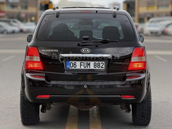 NOVUS MOTORS'dan KİA SORENTO X-FORCE 170LİK 165BİN KM!!!!