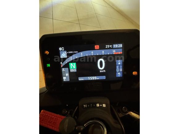 TERTEMİZ KUSURSUZ CB 750 HORNET 1600KM