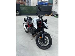 TERTEMİZ KUSURSUZ CB 750 HORNET 1600KM
