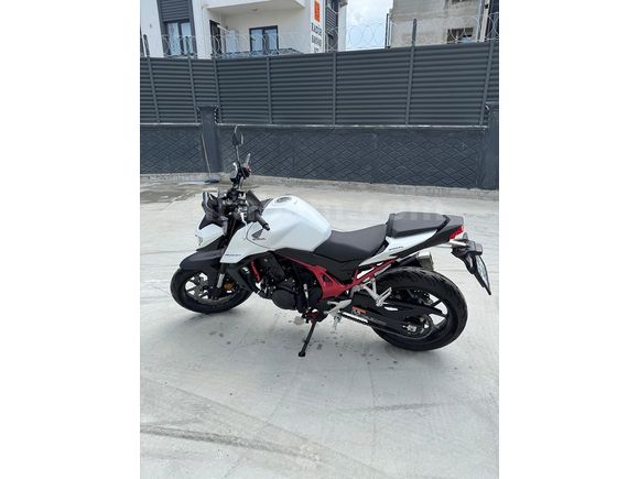 TERTEMİZ KUSURSUZ CB 750 HORNET 1600KM
