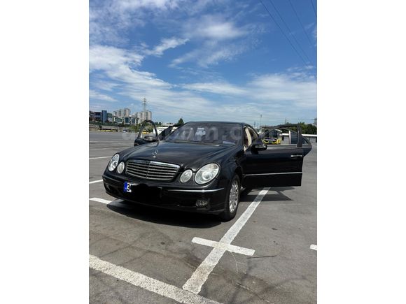 Sahibinden Mercedes - Benz E 200 Kompressor Elegance 2003 Model  379.000 km Siyah