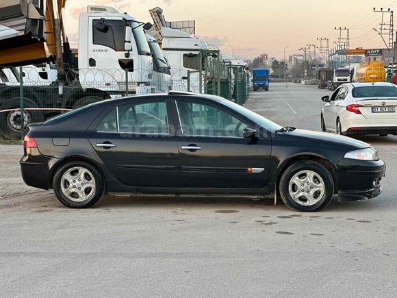 Galeriden Renault Laguna 1.6 Privilege 2005 Model Adana