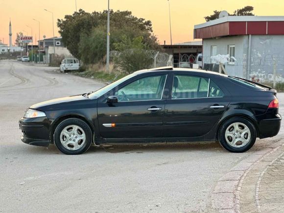 Galeriden Renault Laguna 1.6 Privilege 2005 Model Adana