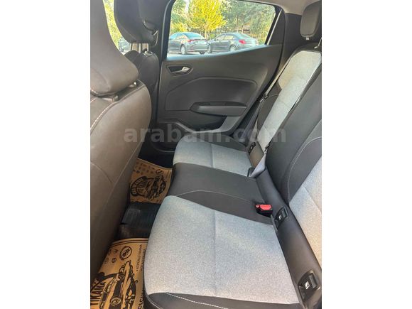 Sahibinden Renault Clio 1.0 TCe Evolution 2023 Model  44.000 km Mavi