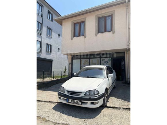 Sahibinden Toyota Avensis 2.0 Sol 1999 Model 
