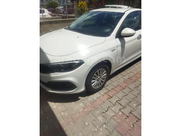 Sahibinden Fiat Egea 1.4 Fire Easy 2023 Model  35.000 km Beyaz