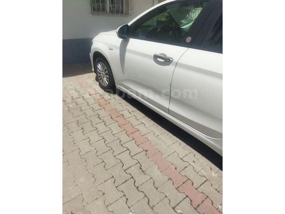 Sahibinden Fiat Egea 1.4 Fire Easy 2023 Model  35.000 km Beyaz