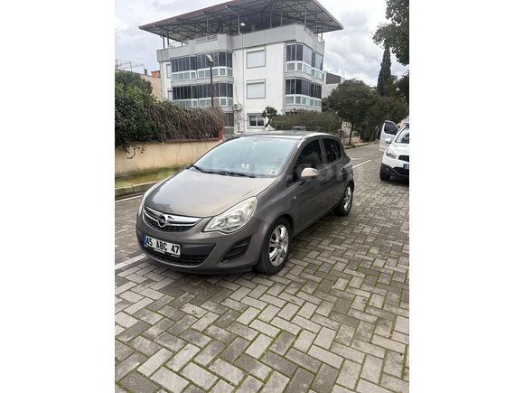Sahibinden Opel Corsa 1.4 Twinport Essentia 2012 Model 