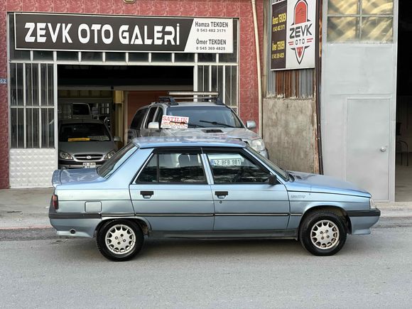 Galeriden Renault R 9 1.4 Broadway 1995 Model Konya
