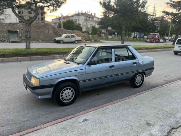 Galeriden Renault R 9 1.4 Broadway 1995 Model Konya