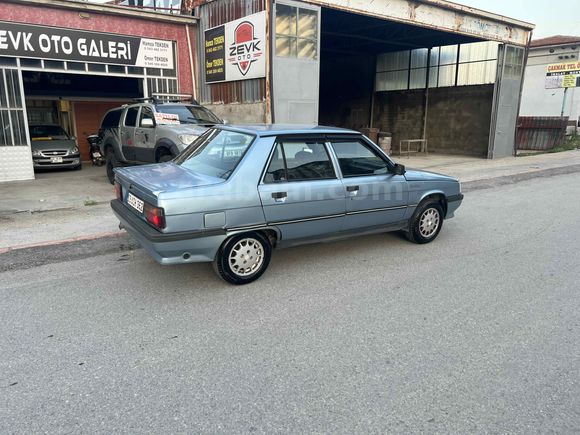 Galeriden Renault R 9 1.4 Broadway 1995 Model Konya