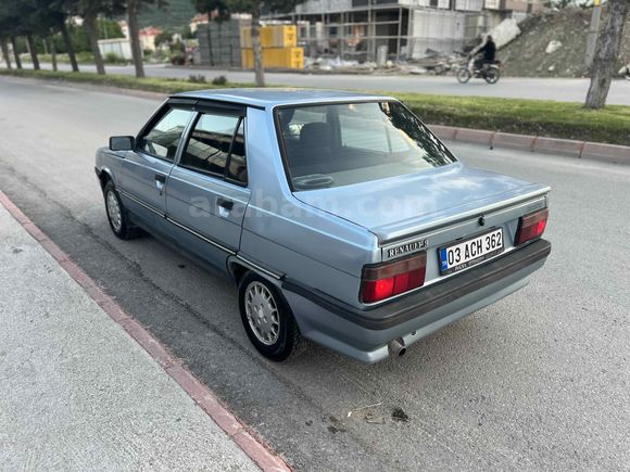 Galeriden Renault R 9 1.4 Broadway 1995 Model Konya