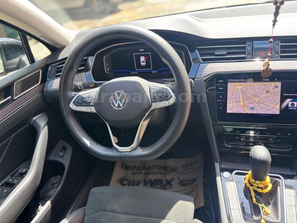 Sahibinden Volkswagen Passat 1.5 TSi Elegance 2022 Model