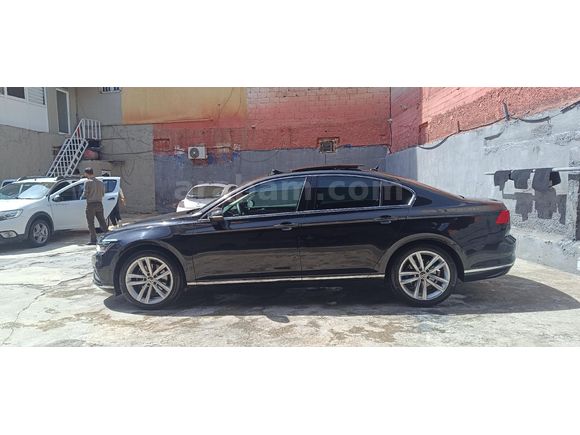 Sahibinden Volkswagen Passat 1.5 TSi Elegance 2022 Model