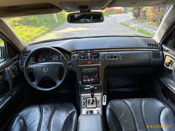 YENİ RENK OTOMOTİV 2002 MERCEDES E270 CDI ELEGANCE FULL BAKIMLI