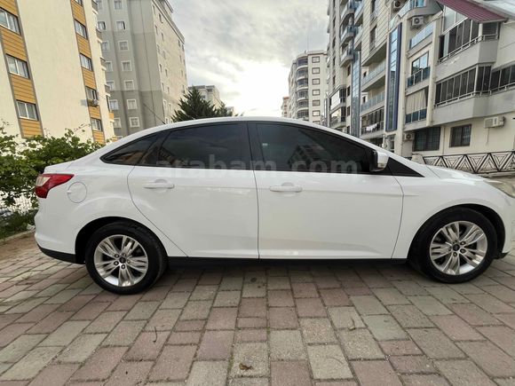 Hatasız boyasız 12 focus mk3