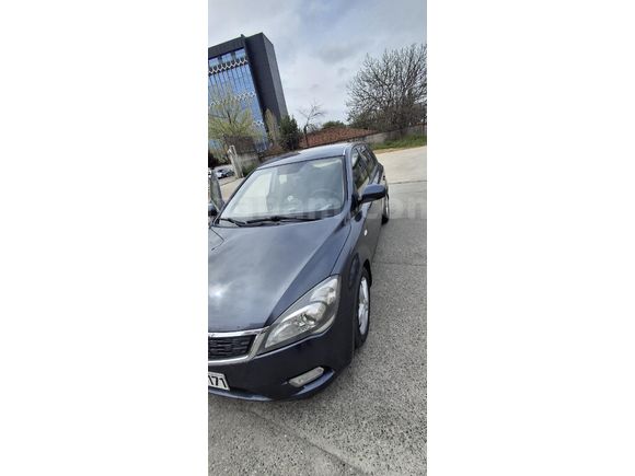 Sahibinden Kia Ceed 1.6 CRDi Motion 2011 Model
