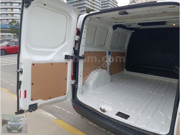 2017 MODEL 272'BİNDE KLİMALI HİÇ YÜK GÖRMEMİŞ HARİKA BİR ARAÇ..
