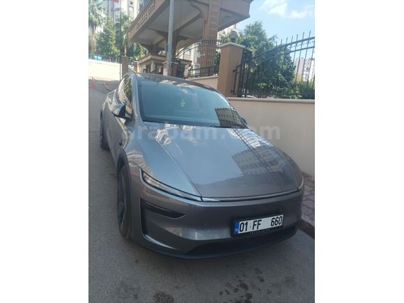 Sahibinden Quicksilver Tesla Model Y premium 2025 Model