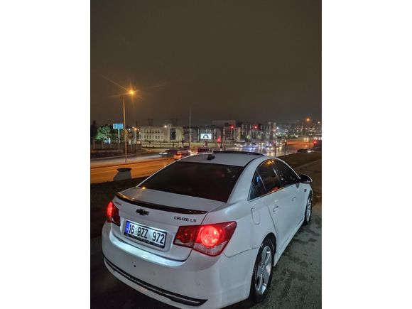 Sahibinden Chevrolet Cruze 1.6 Design Edition 2012 Model  275.000 km Beyaz